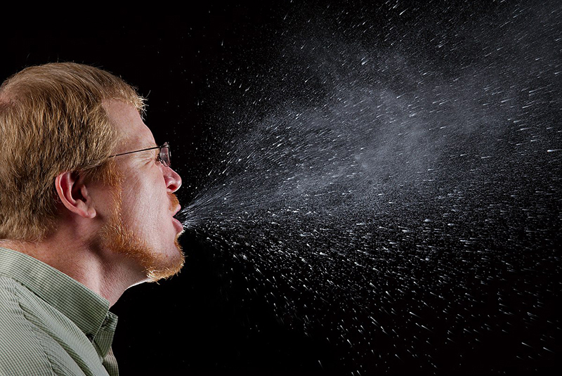 Dạng bệnh do vi khuẩn HI có thể lây sang người khác khi hắt hơi